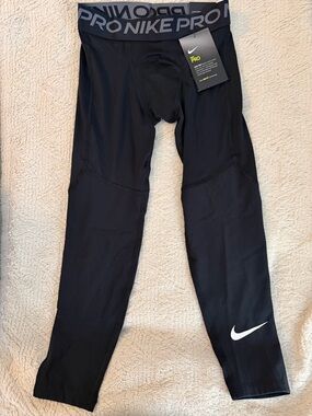 Nike Black PRO Kids Compression Leggings with White Swoosh NWT